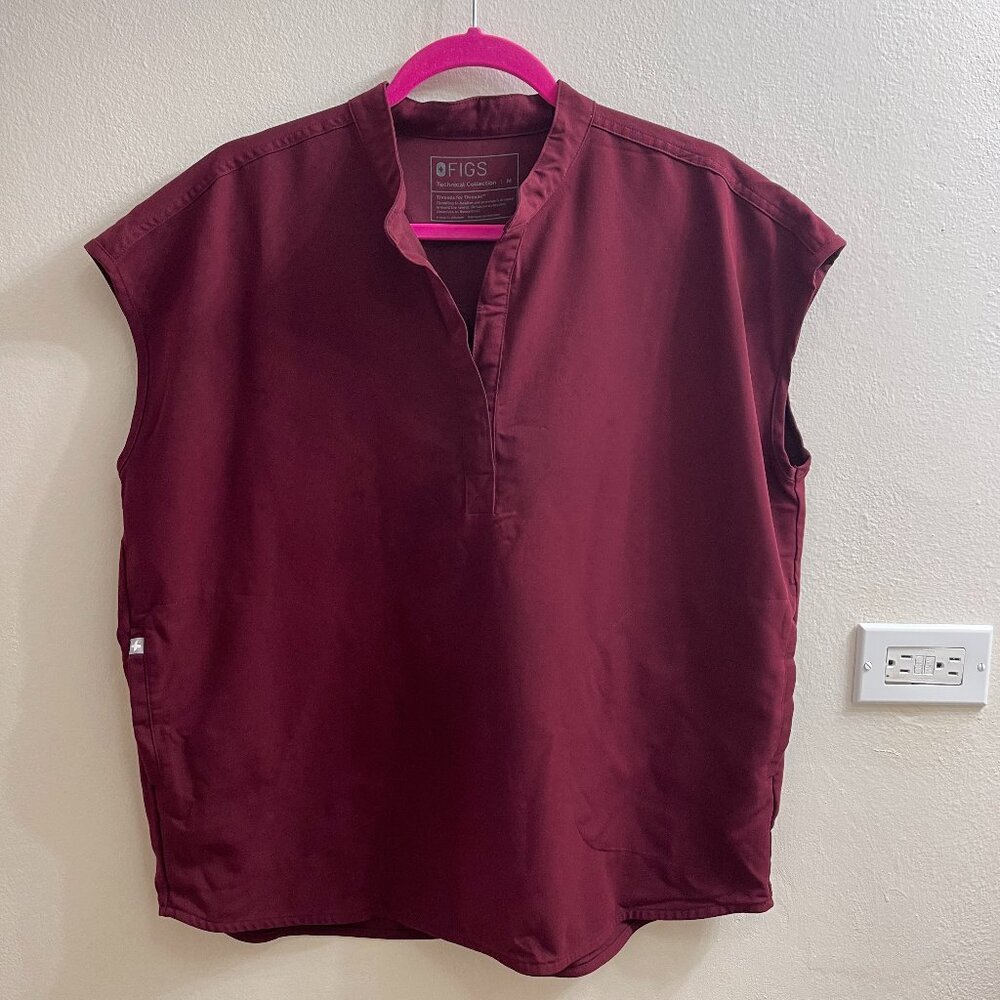 Figs Scrubs: Burgundy Rafaela Top & Zamora Jogger (Top: M | Pants: MP)